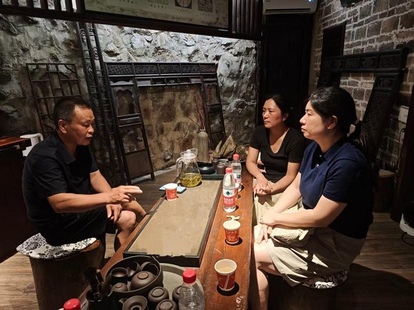 注重理论与实践相结合